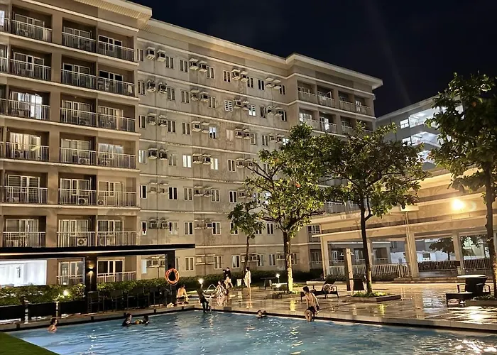 Tampisaw Alon - Coastal Boho Unit With Pool, Karaoke, 100mbps Wifi Manila